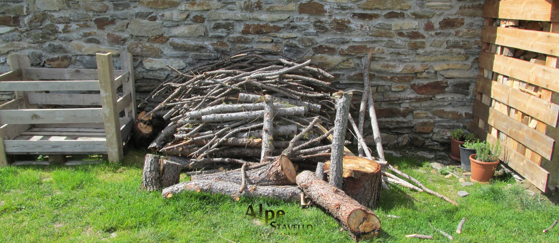 Lavori agricoli in Alpe - Alpe Stavello